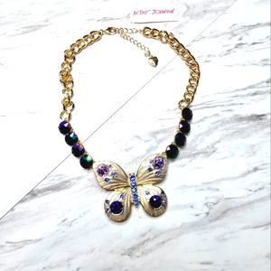 Betsey Johnson BUGGIN OUT BUTTERFLY COLLAR NECKLACE MULTI